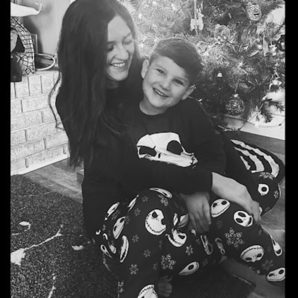 Meet your Posher, Leah - Picture 1 of 1